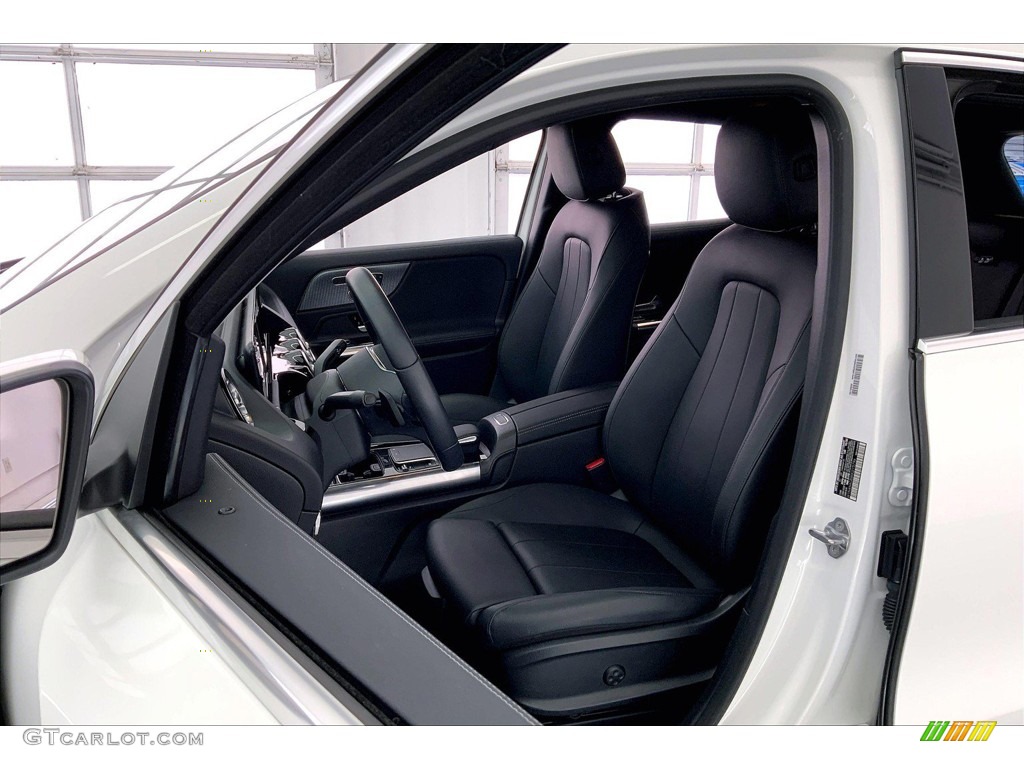 2021 GLA 250 - Polar White / Black photo #18