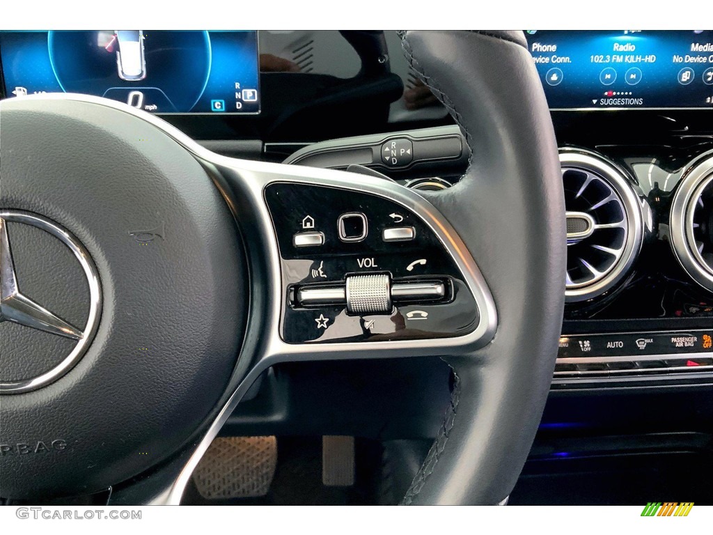 2021 GLA 250 - Polar White / Black photo #22