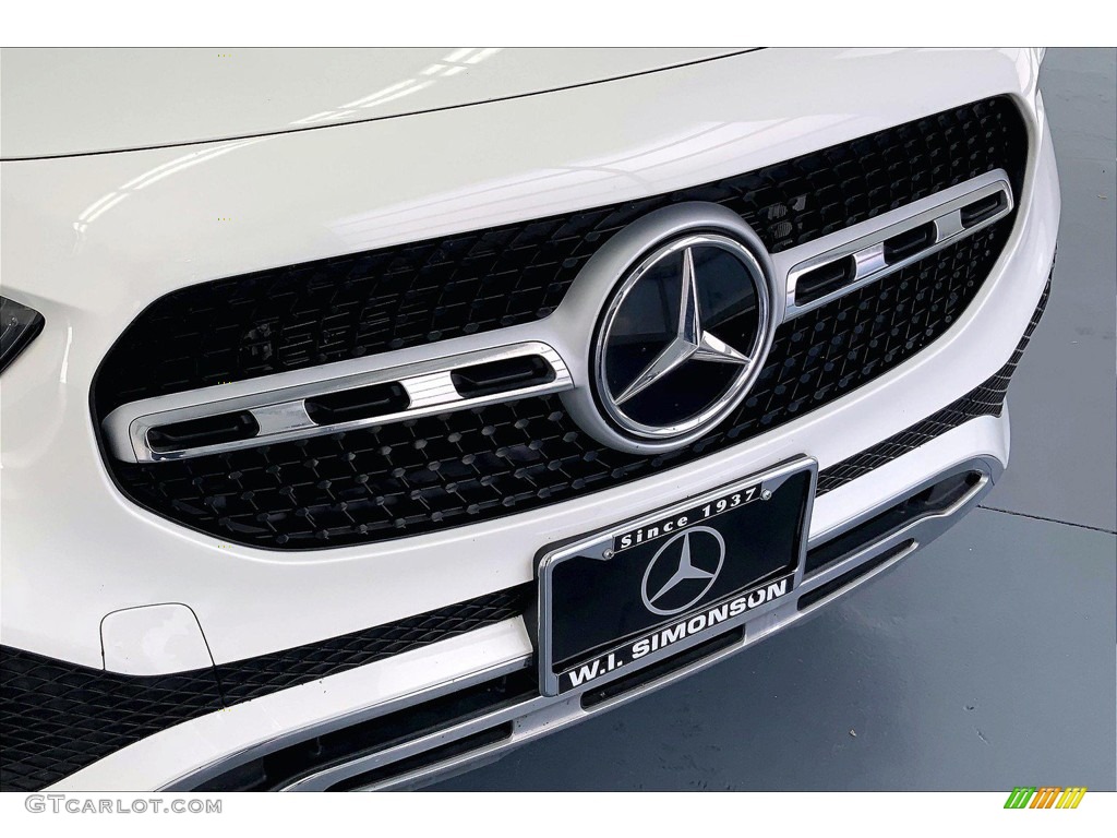 2021 GLA 250 - Polar White / Black photo #29