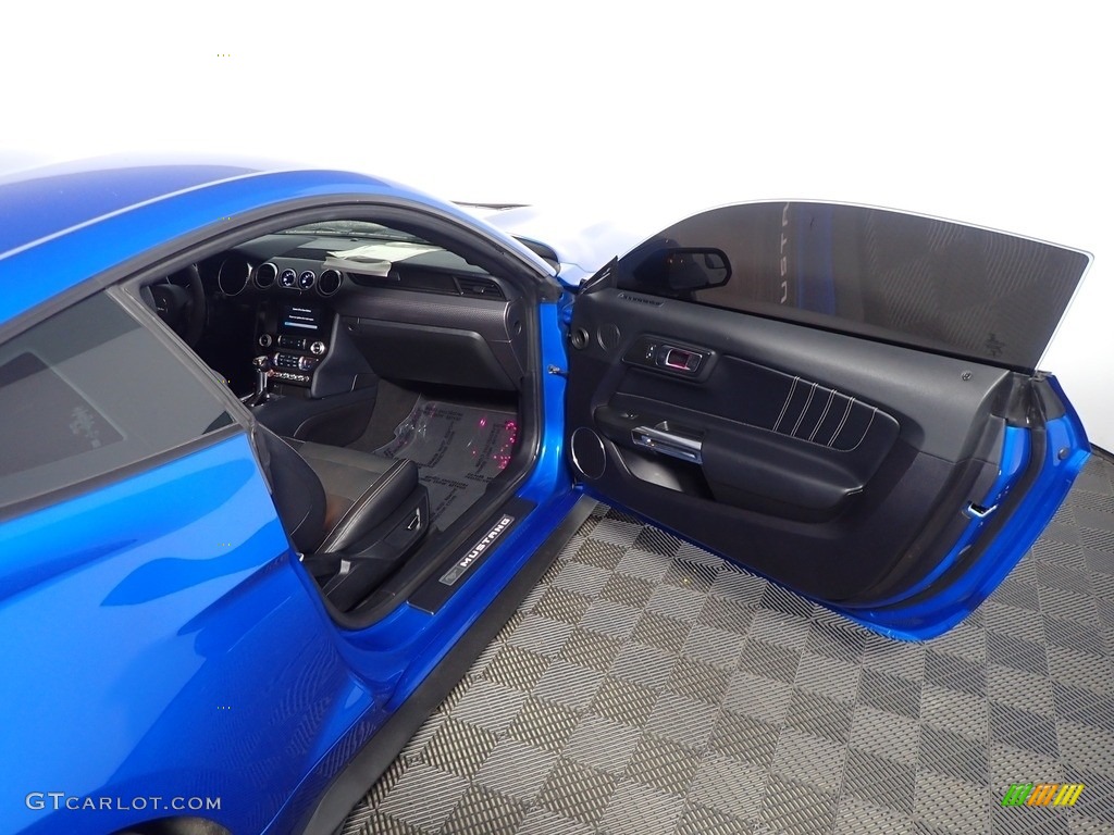 2019 Mustang GT Premium Fastback - Velocity Blue / Ebony photo #30