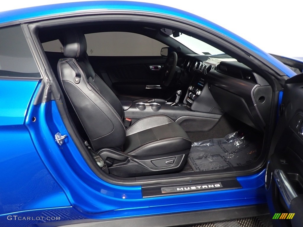 2019 Mustang GT Premium Fastback - Velocity Blue / Ebony photo #31