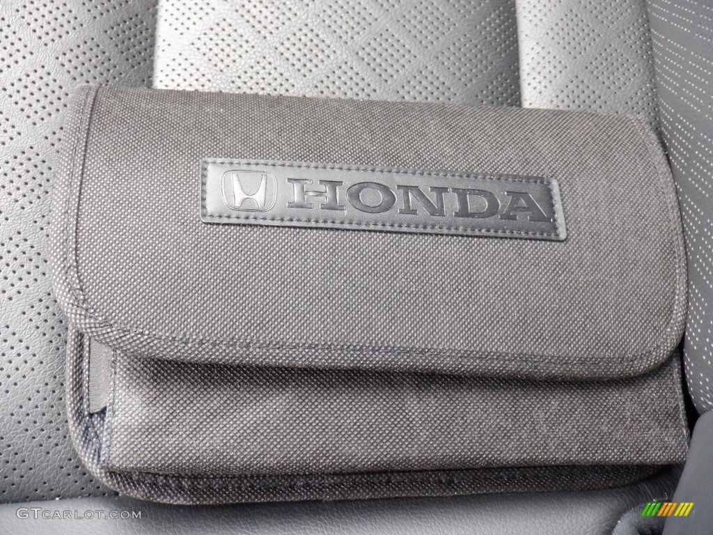 2020 Passport EX-L AWD - Black Copper Pearl / Black photo #33