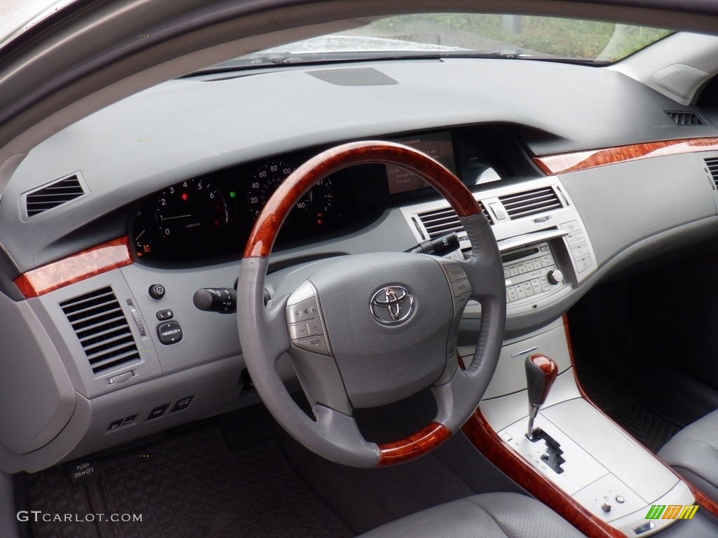 2006 Avalon XLS - Titanium Metallic / Light Gray photo #18
