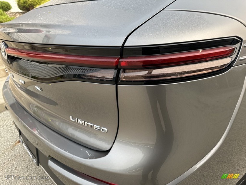 2023 Toyota Crown Limited AWD Marks and Logos Photo #146275727