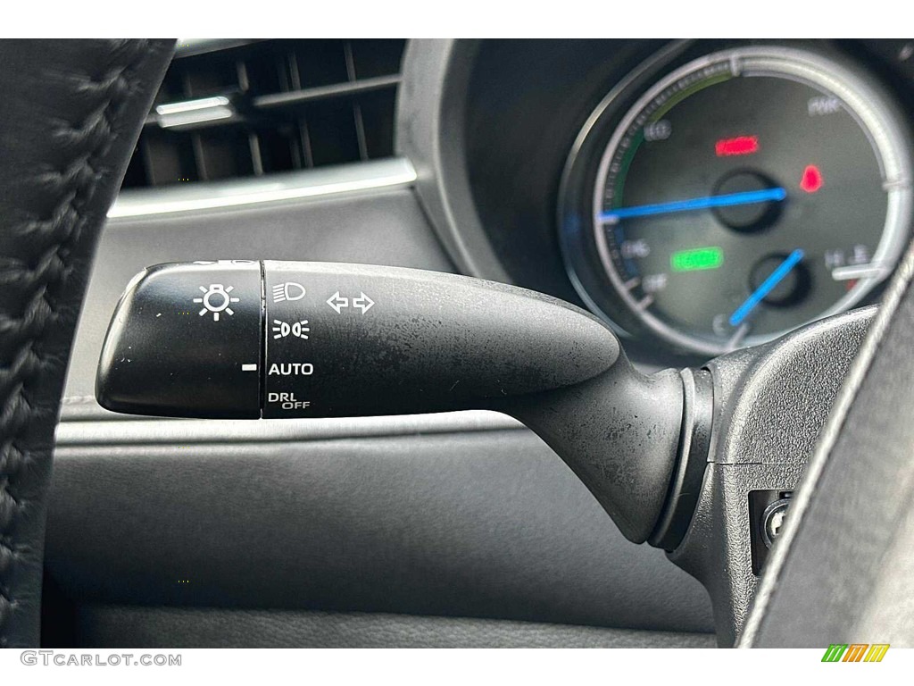 2022 Toyota Venza Hybrid XLE AWD Controls Photo #146277468