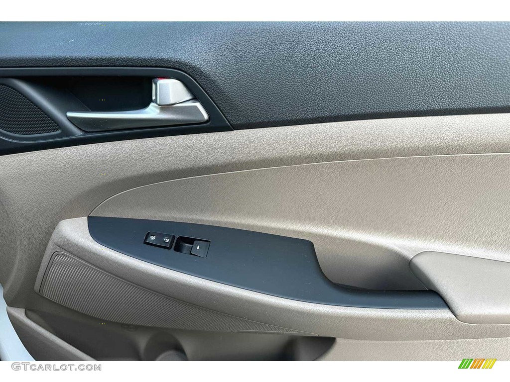 2021 Tucson Value - Winter White / Beige photo #20