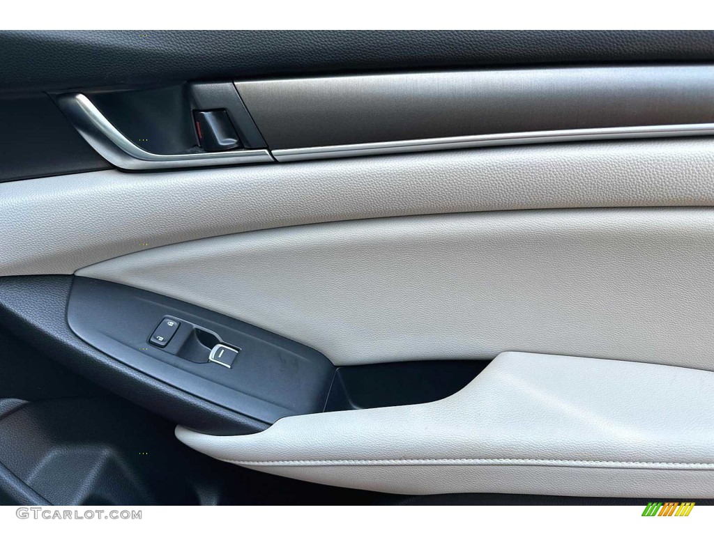 2018 Accord LX Sedan - Radiant Red Metallic / Gray photo #18