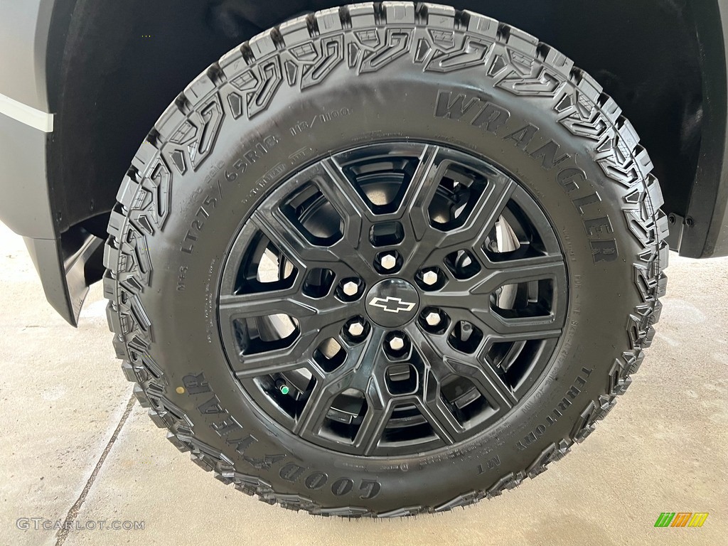 2023 Chevrolet Colorado Trail Boss Crew Cab 4x4 Wheel Photo #146279611