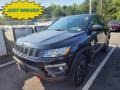 Diamond Black Crystal Pearl - Compass Trailhawk 4x4 Photo No. 5