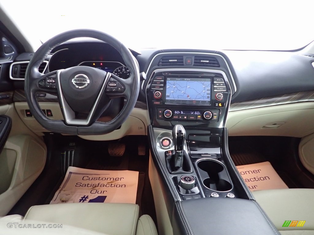 2016 Maxima Platinum - Pearl White / Cashmere photo #27