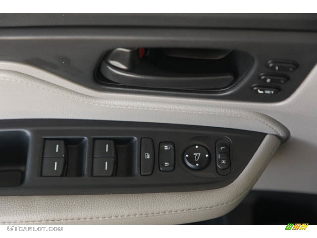 2019 Odyssey EX-L - Obsidian Blue Pearl / Gray photo #32