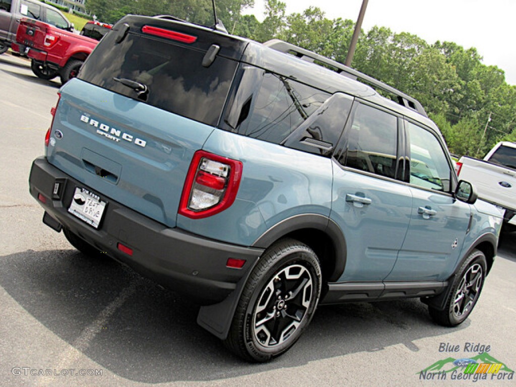 2023 Bronco Sport Outer Banks 4x4 - Area 51 / Ebony/Roast photo #28