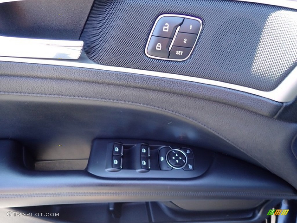 2020 Lincoln MKZ FWD Ebony Door Panel Photo #146282854