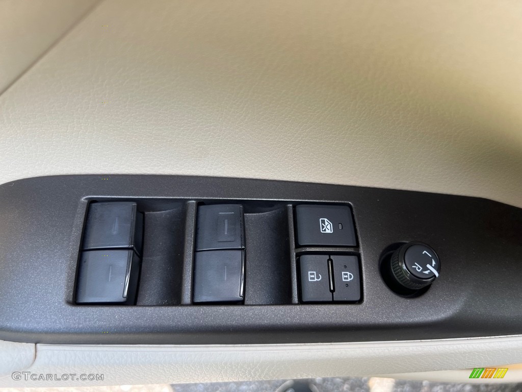 2022 Toyota Camry LE Door Panel Photos