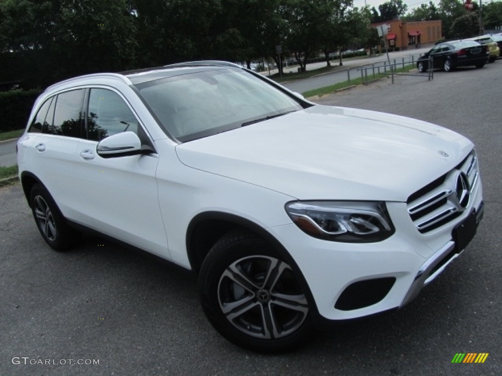 2019 Mercedes-Benz GLC 300 4Matic Exterior Photos