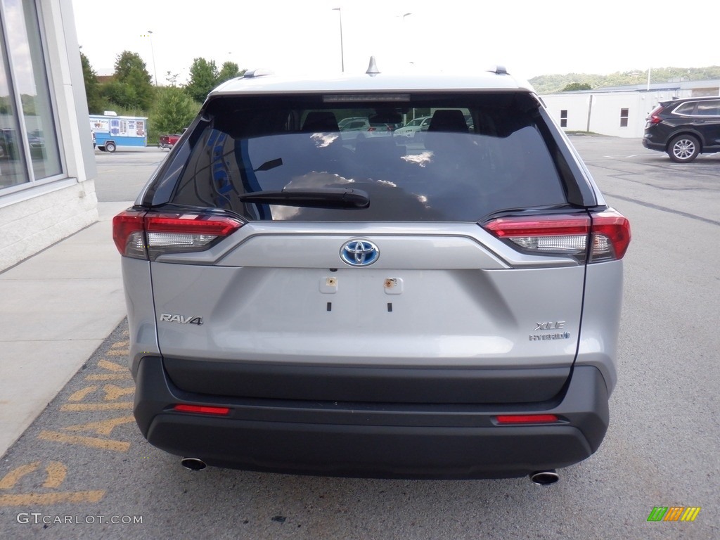 2019 RAV4 XLE AWD Hybrid - Silver Sky Metallic / Black photo #8