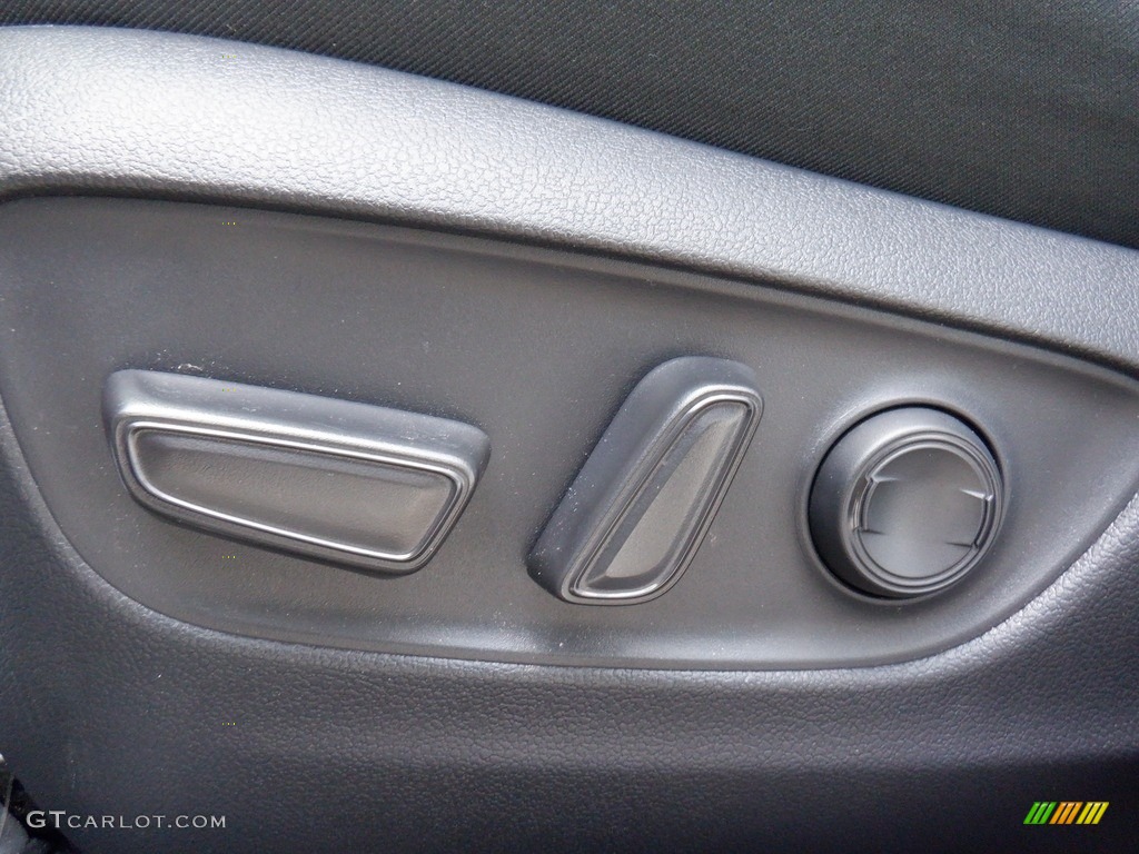 2019 RAV4 XLE AWD Hybrid - Silver Sky Metallic / Black photo #14
