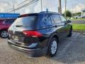 Deep Black Pearl - Tiguan S Photo No. 3