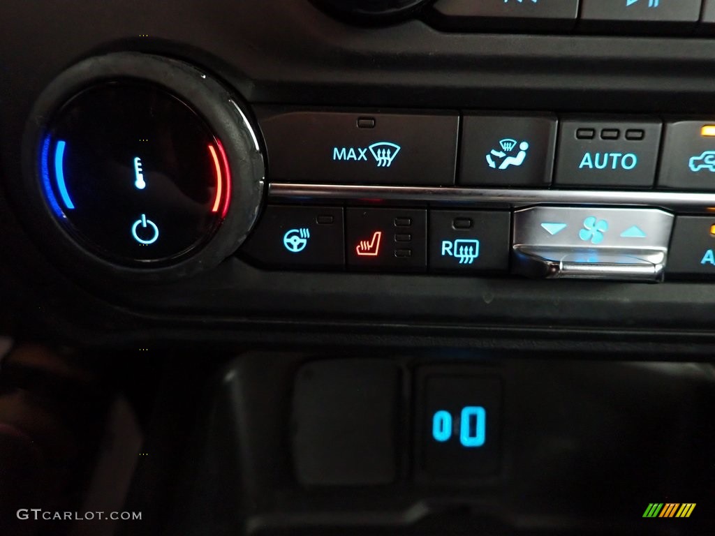 2022 Ford Bronco Outer Banks 4x4 4-Door Controls Photo #146292557