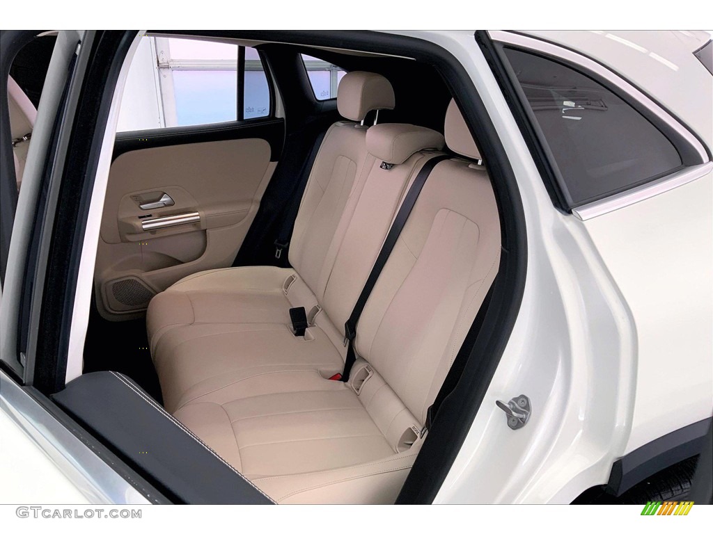 2021 GLA 250 4Matic - Polar White / Macchiato Beige photo #20