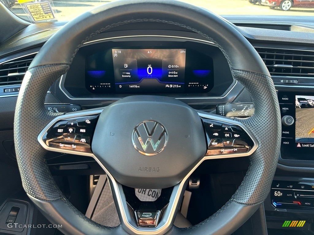 2022 Volkswagen Tiguan SE R-Line Steering Wheel Photos