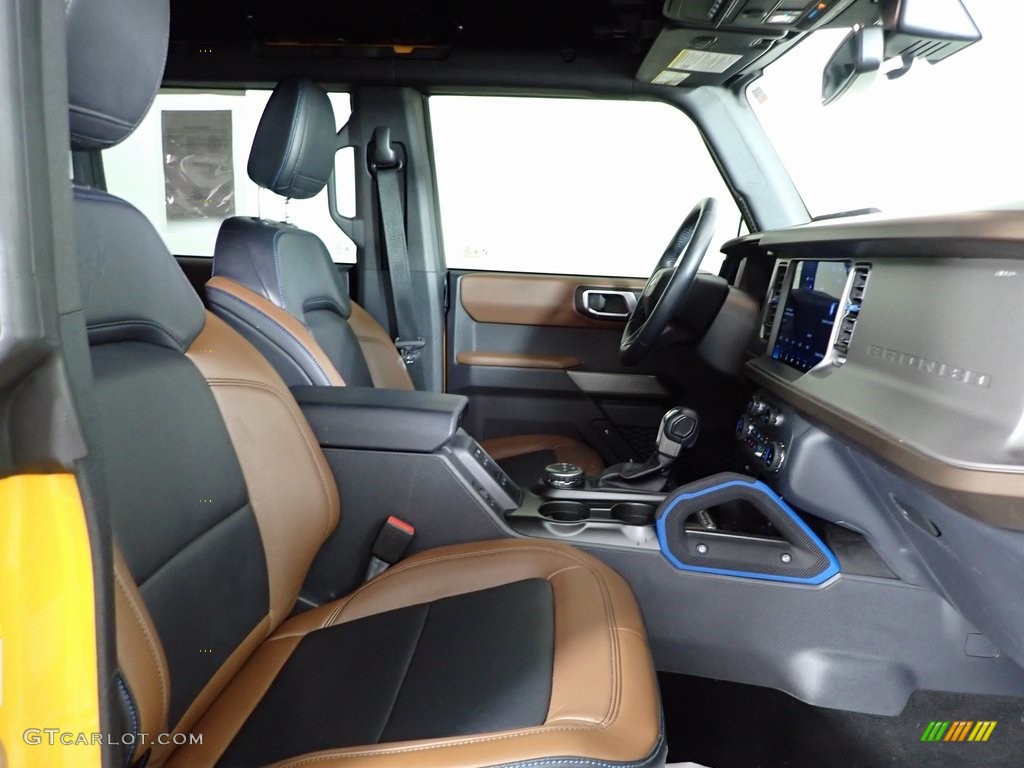 2022 Ford Bronco Outer Banks 4x4 4-Door Front Seat Photo #146293226