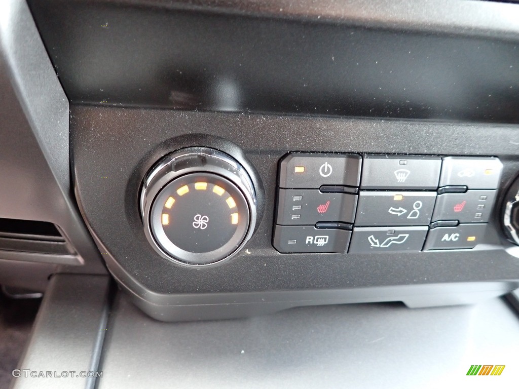 2020 F150 XLT SuperCrew 4x4 - Agate Black / Medium Earth Gray photo #18
