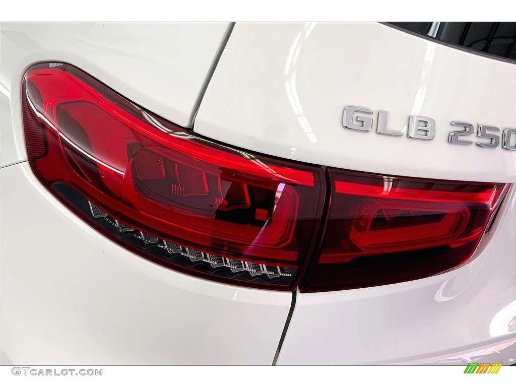 2020 GLB 250 - Polar White / Black photo #28