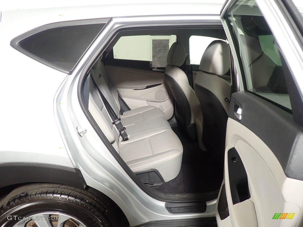 2019 Tucson Value - Molten Silver / Gray photo #32