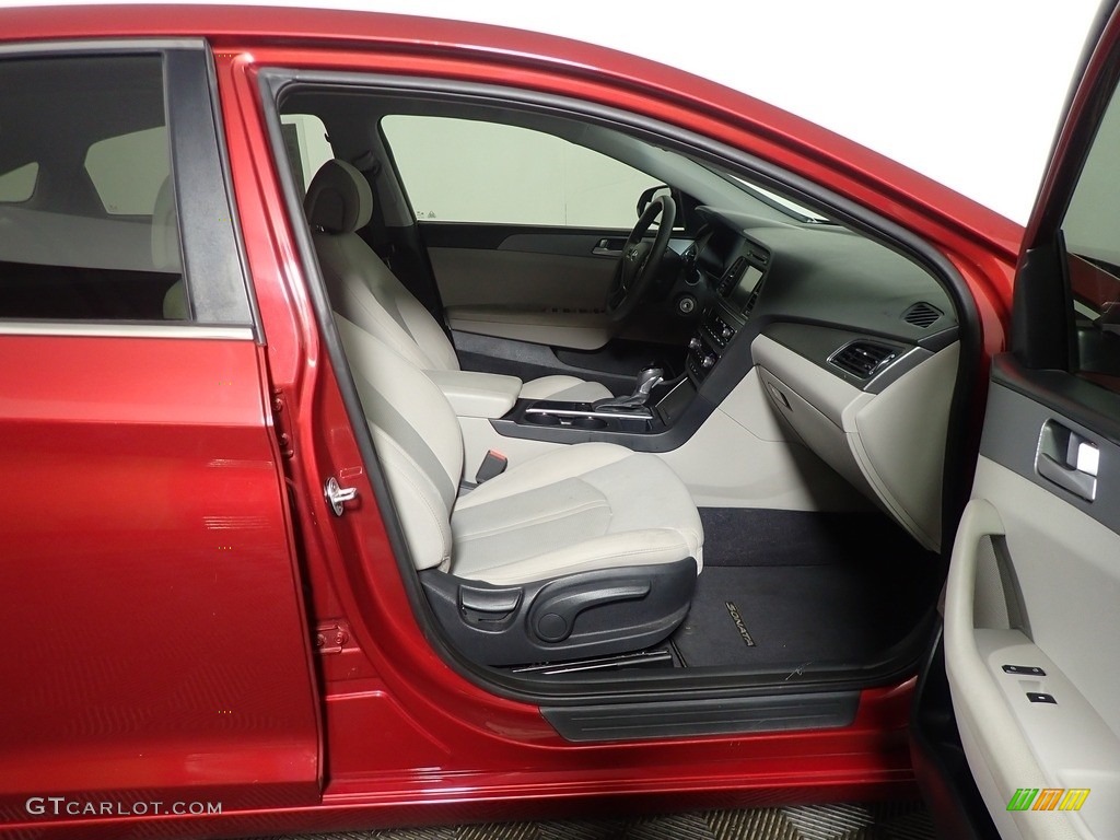 2016 Sonata SE - Venetian Red / Gray photo #34