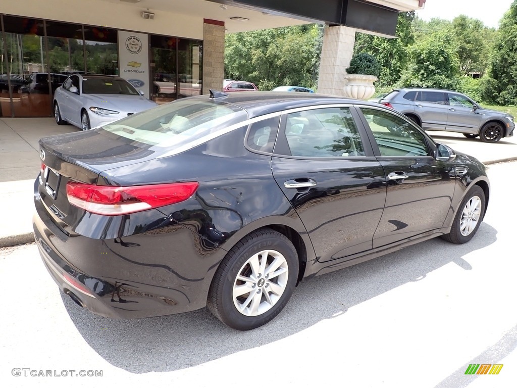 2016 Optima LX - Ebony Black / Gray photo #8