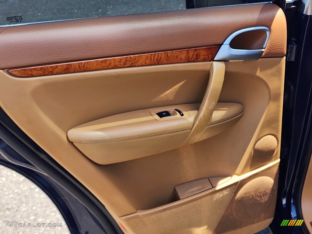 2006 Porsche Cayenne Standard Cayenne Model Havanna/Sand Beige Door Panel Photo #146294825