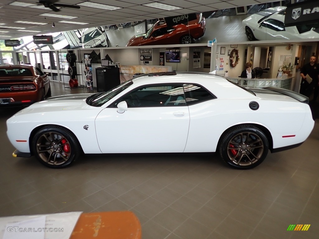 White Knuckle 2023 Dodge Challenger SRT Hellcat JailBreak Exterior Photo #146295173