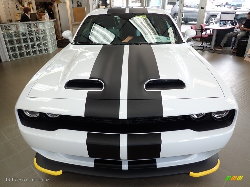 White Knuckle 2023 Dodge Challenger SRT Hellcat JailBreak Exterior Photo #146295314