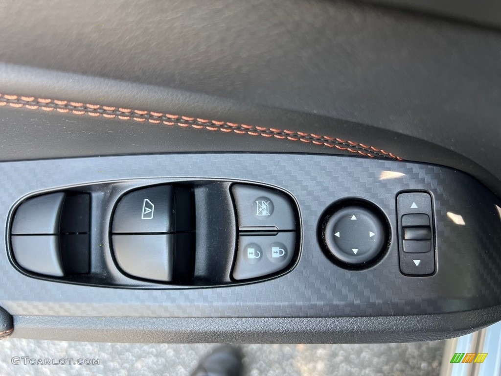 2019 Nissan Altima SR Charcoal Door Panel Photo #146295378