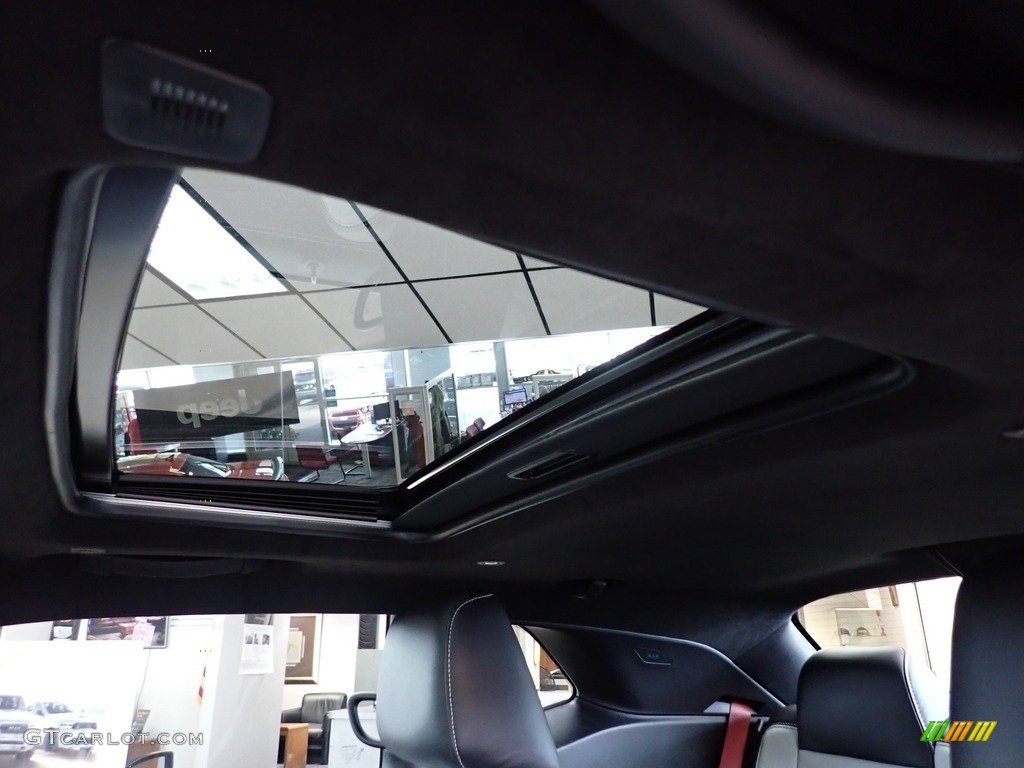 2023 Dodge Challenger SRT Hellcat JailBreak Sunroof Photos