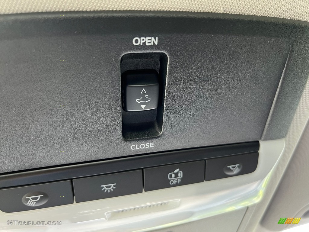 2019 Altima SR - Gun Metallic / Charcoal photo #24