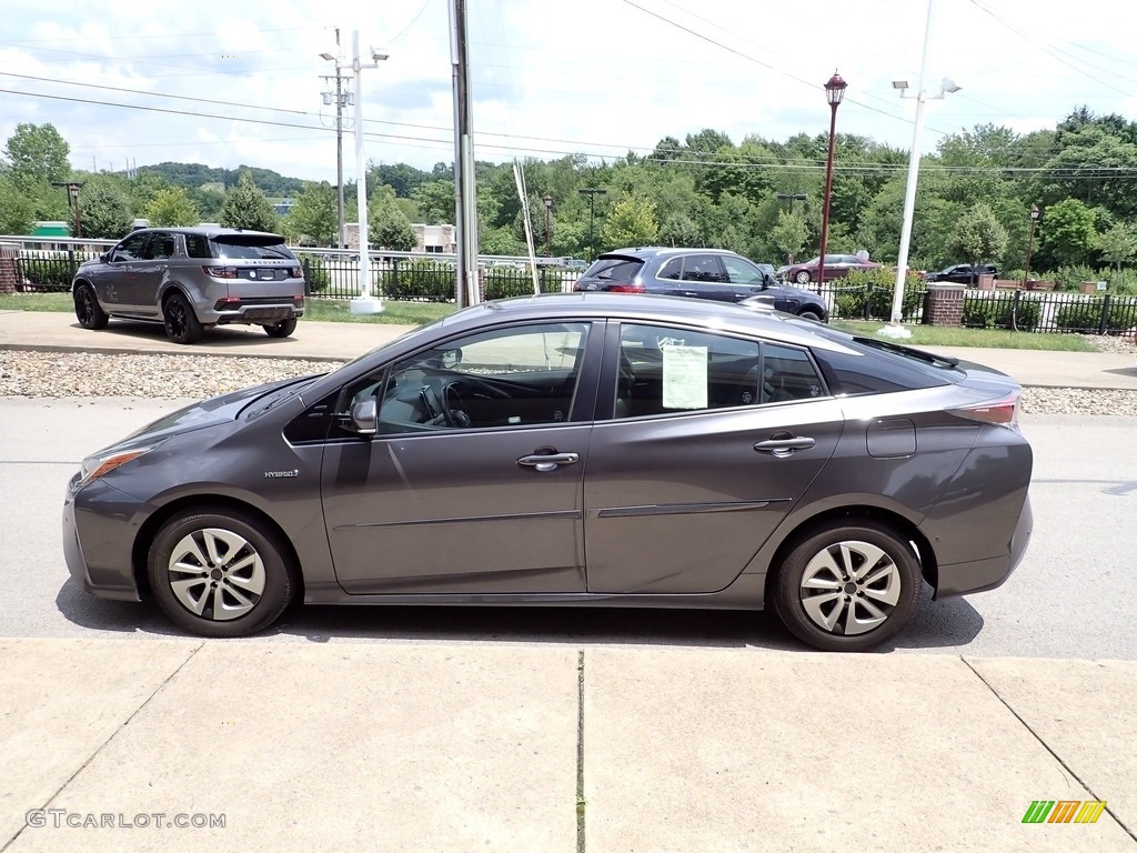 2018 Prius Four - Magnetic Gray Metallic / Black photo #5