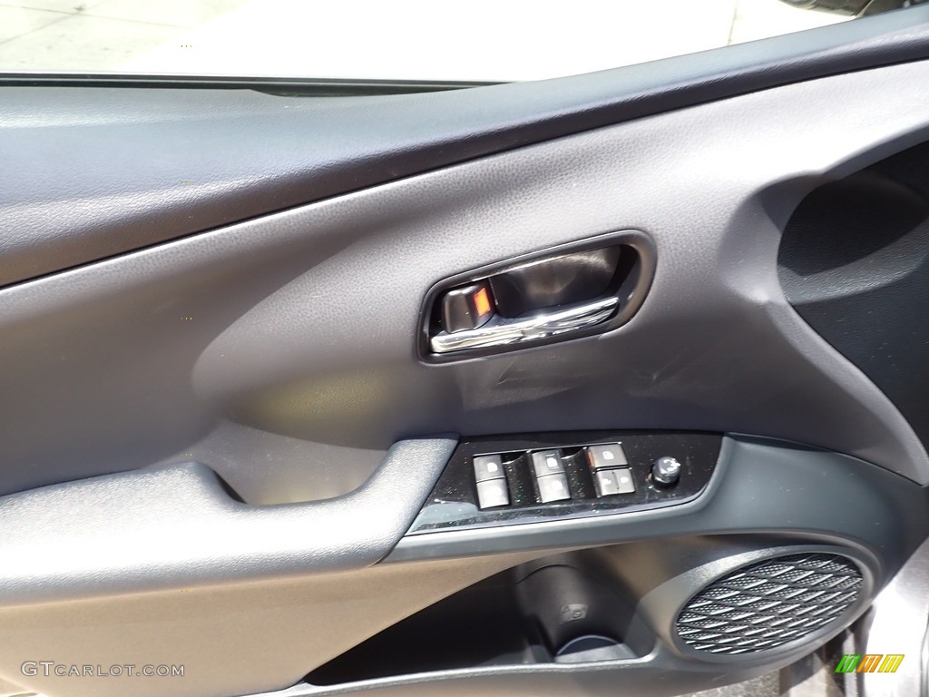 2018 Prius Four - Magnetic Gray Metallic / Black photo #13