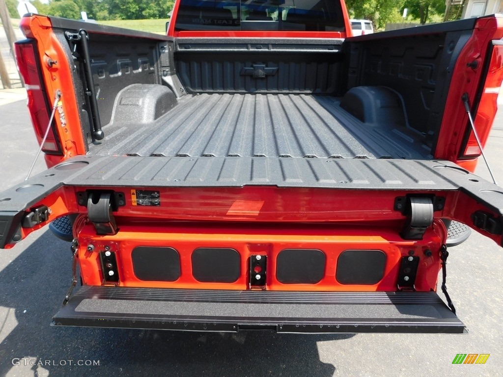 2024 Chevrolet Silverado 2500HD LTZ Crew Cab 4x4 Folding Step Tailgate Photo #146296718