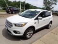Oxford White - Escape SE 4WD Photo No. 4
