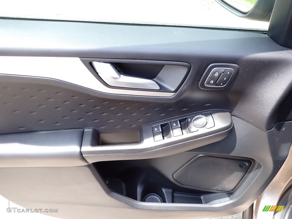 2020 Ford Escape SEL 4WD Door Panel Photos