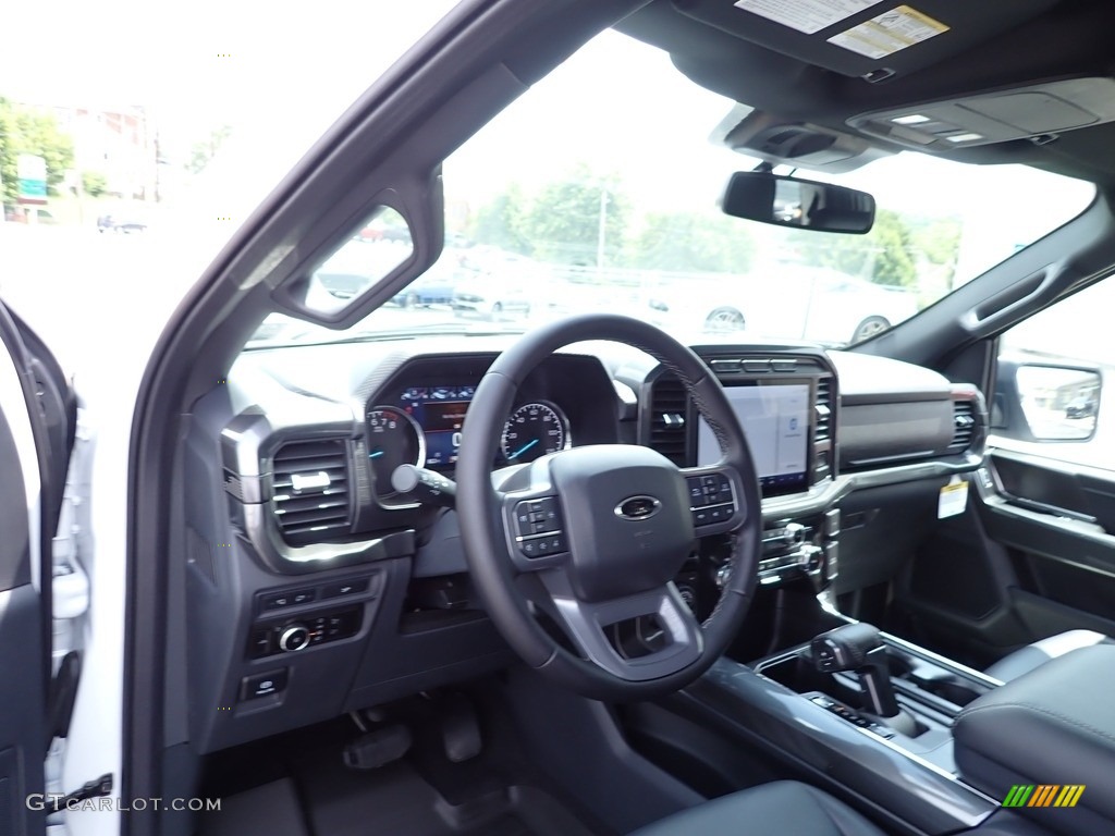 2023 F150 XLT SuperCrew 4x4 - Oxford White / Black photo #13