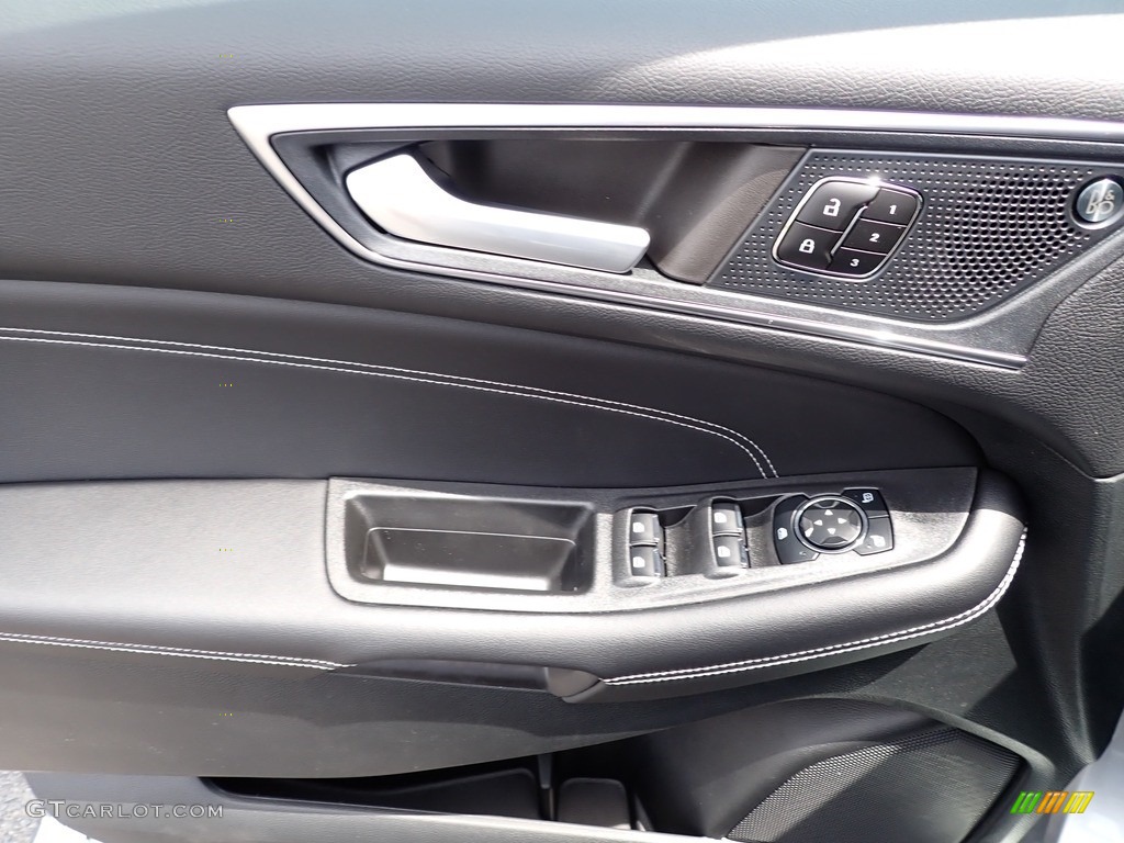 2023 Ford Edge Titanium AWD Ebony Door Panel Photo #146298692