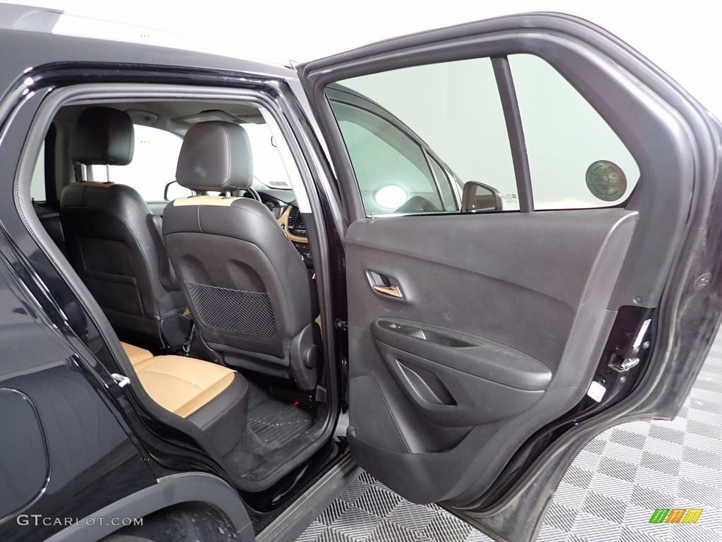 2020 Trax LT AWD - Mosaic Black Metallic / Jet Black/Brandy photo #26