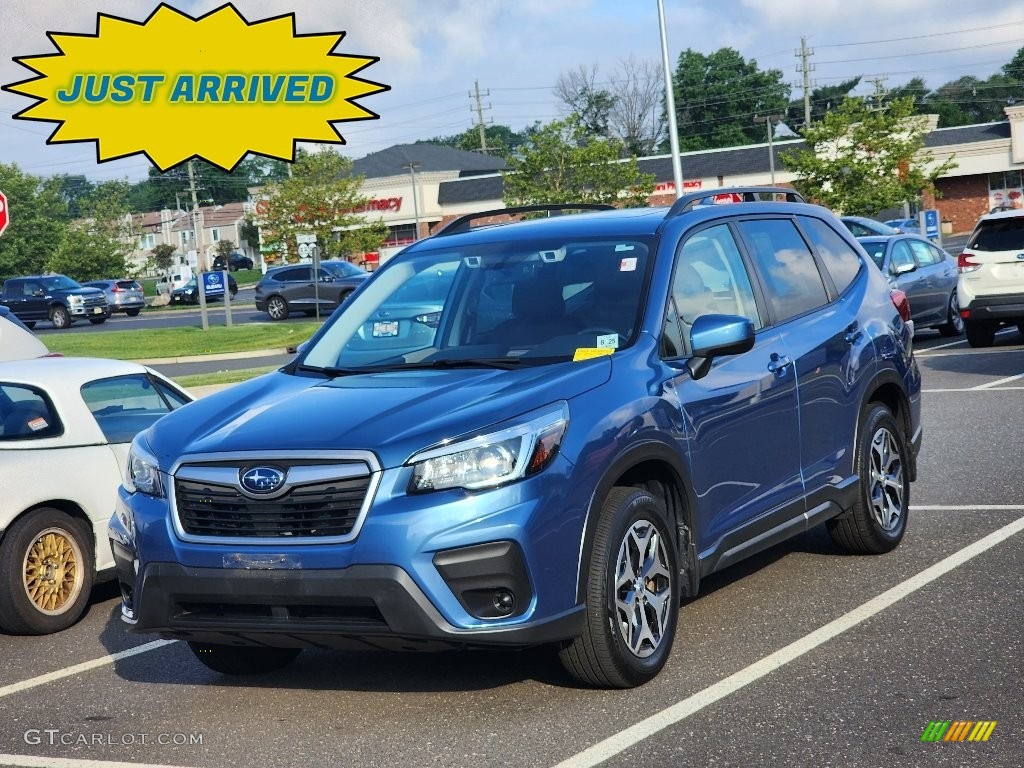 2020 Forester 2.5i Premium - Horizon Blue Pearl / Gray photo #1