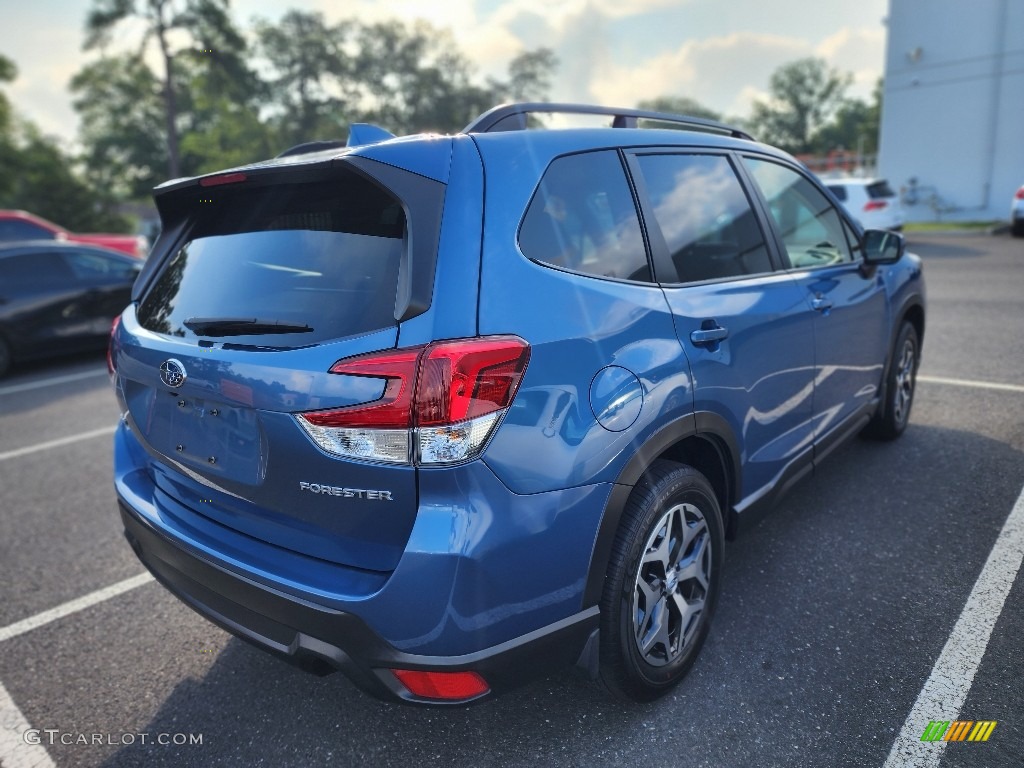 2020 Forester 2.5i Premium - Horizon Blue Pearl / Gray photo #3