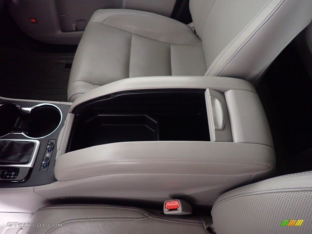 2016 Highlander Limited Platinum AWD - Silver Sky Metallic / Ash photo #31