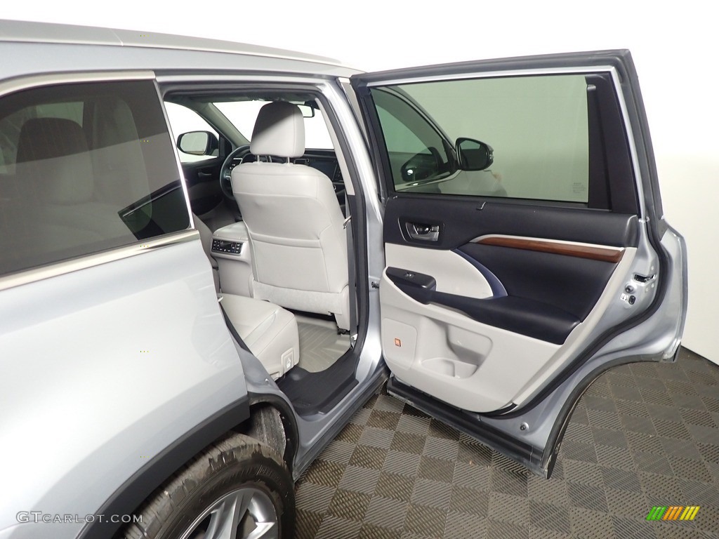 2016 Highlander Limited Platinum AWD - Silver Sky Metallic / Ash photo #34
