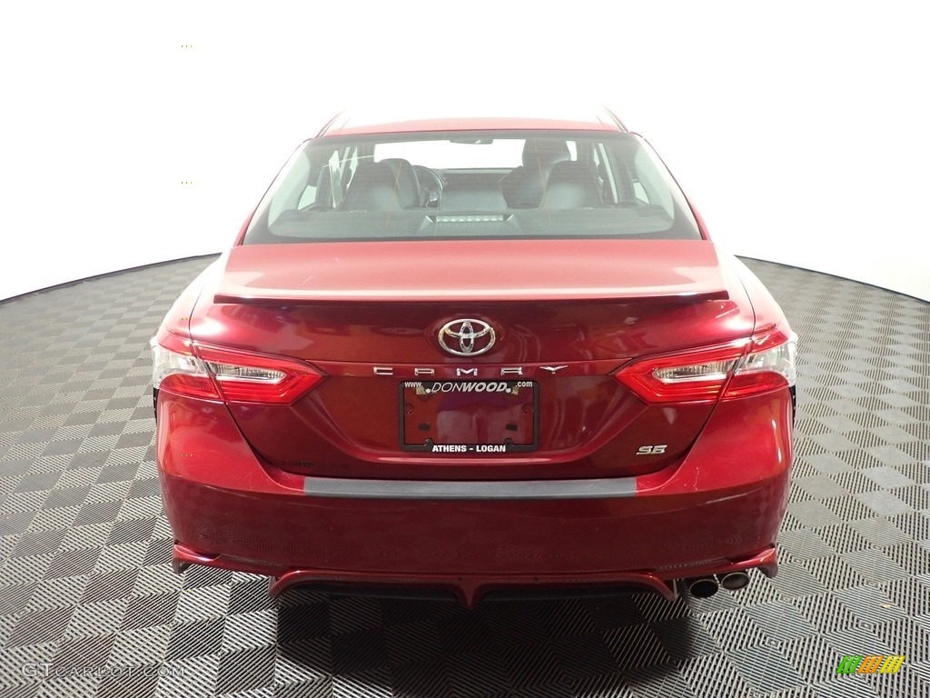 2018 Camry SE - Ruby Flare Pearl / Black photo #12